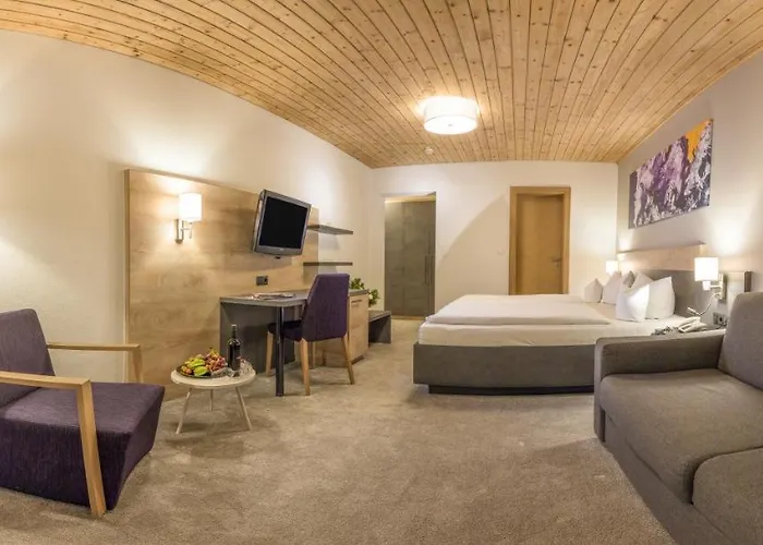 Отель Kosis Sports Lifestyle