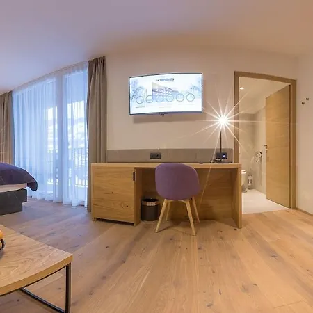 Kosis Sports Lifestyle 4*