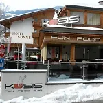 Ξενοδοχείο Kosis Sports Lifestyle 4*